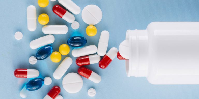 The-importance-of-using-clean-rooms-in-the-production-of-medicines-768x384 Asmontec Blog - Clean Rooms